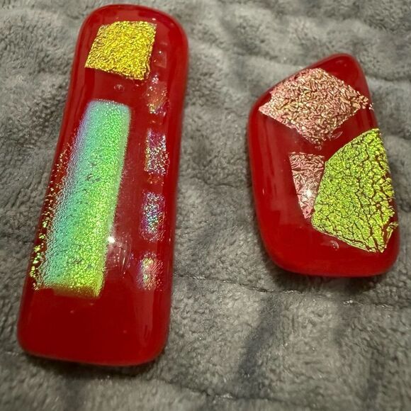 Set of 9 Red Fused Dichroic Glass Cabochons – Iridescent Art Pieces for Jewelry - Picture 3 of 16